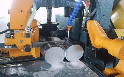 东区卧式带锯床的送料方式有哪几种？