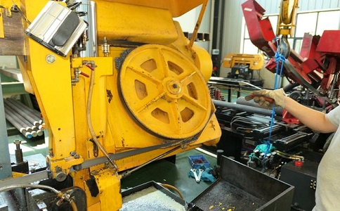 东区金属带锯床的日常使用和保养注意事项！